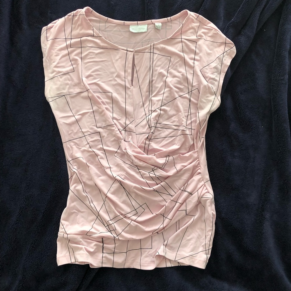 NY & Co pink stretch cap sleeve shirt